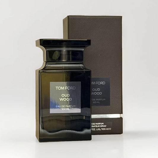 Tom Ford Oud Wood Eau de Parfum Spray – 3.4 Fl Oz / 100 mL